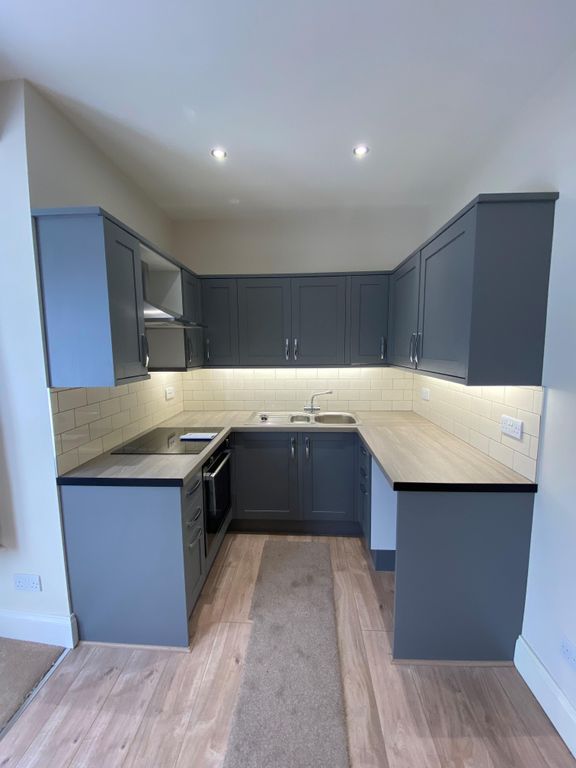 Property photo 3 of 5 Kitchen