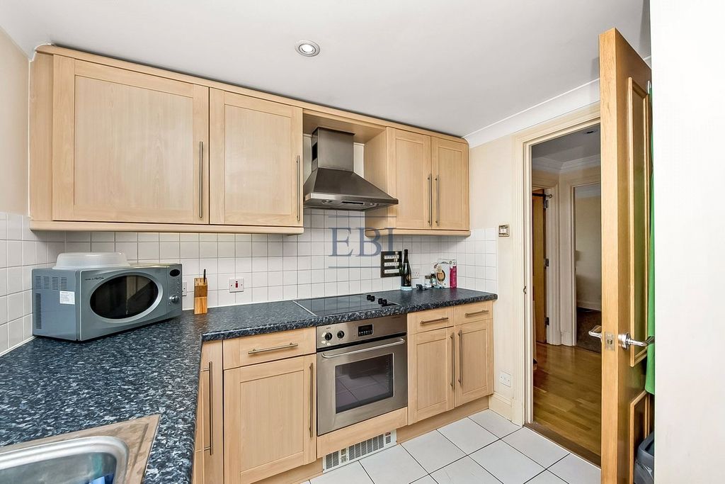 Property photo 3 of 13 Picture No. 29