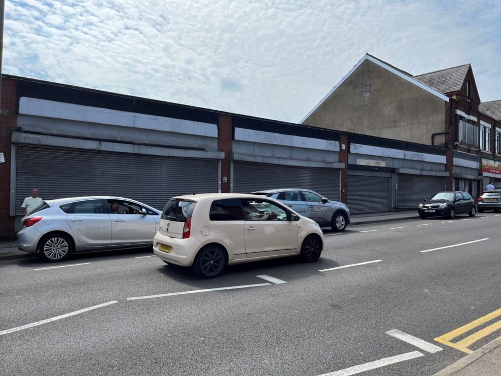 Property photo 1 of 2