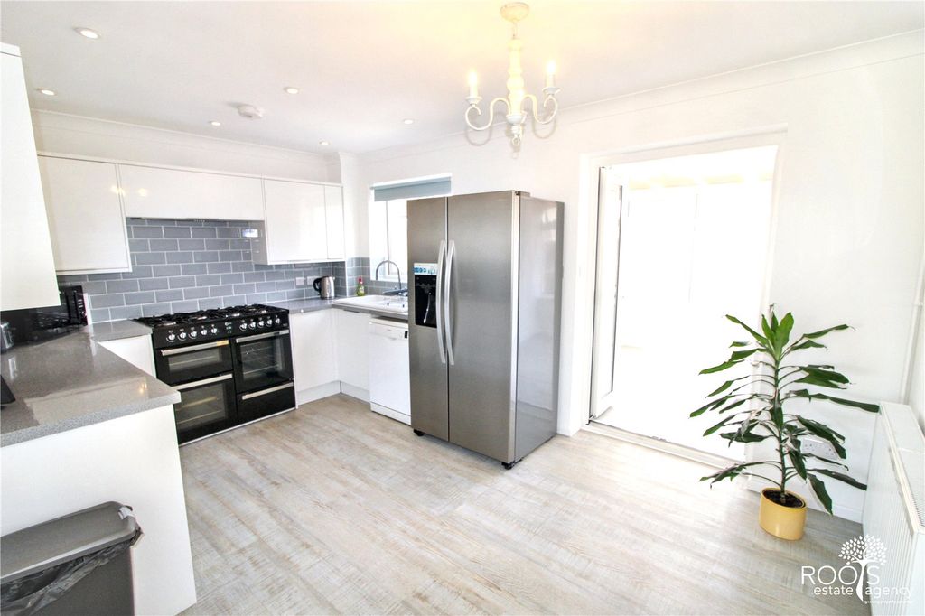 Property photo 2 of 13 Picture No. 06