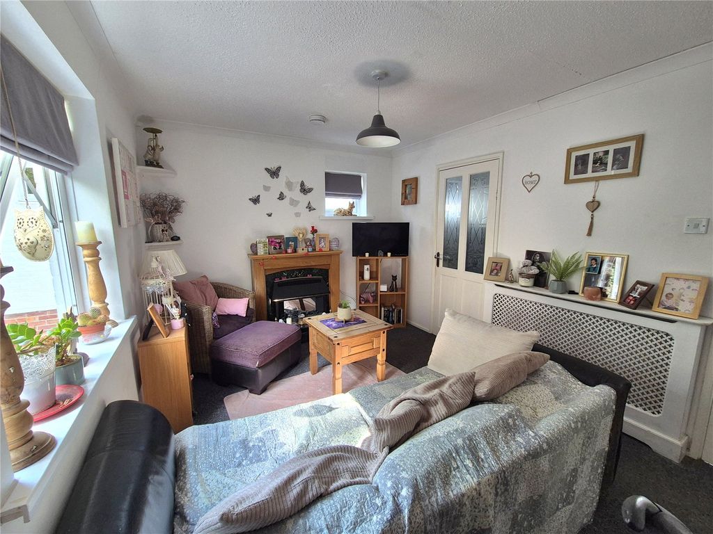Property photo 3 of 8 Picture No. 08