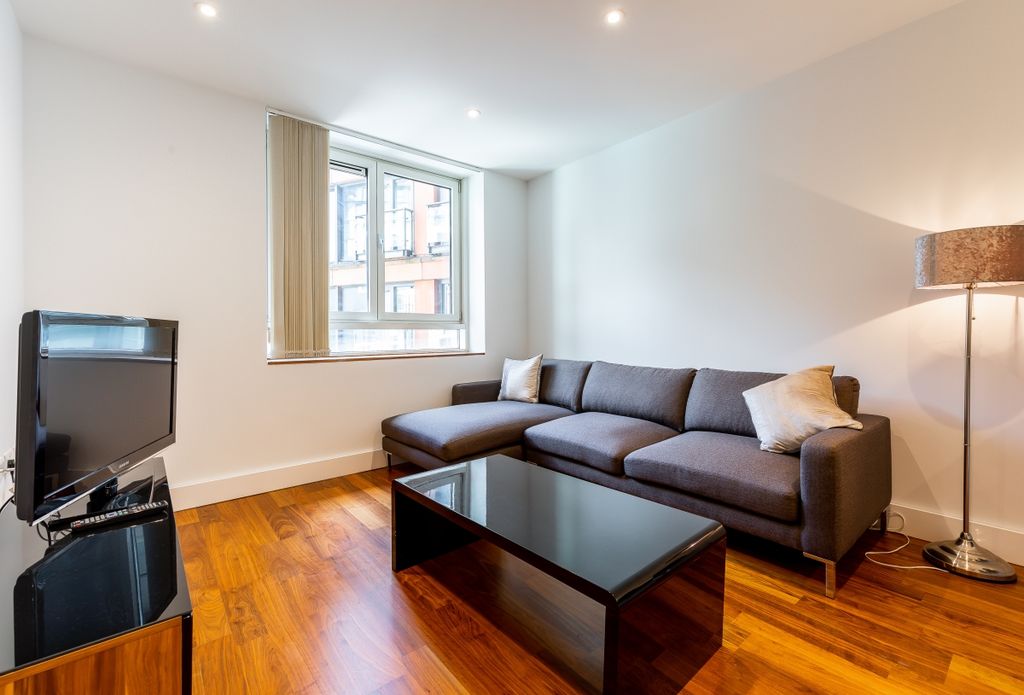Property photo 1 of 11 Reception Room