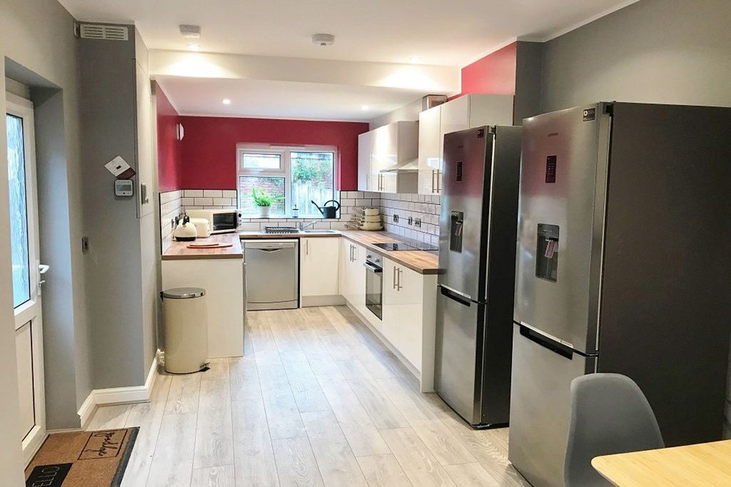 Property photo 2 of 5 Communal Kitchen / Diner