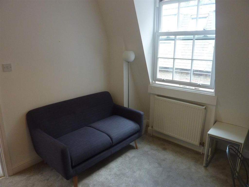 Property photo 3 of 6 P1050589.Jpg