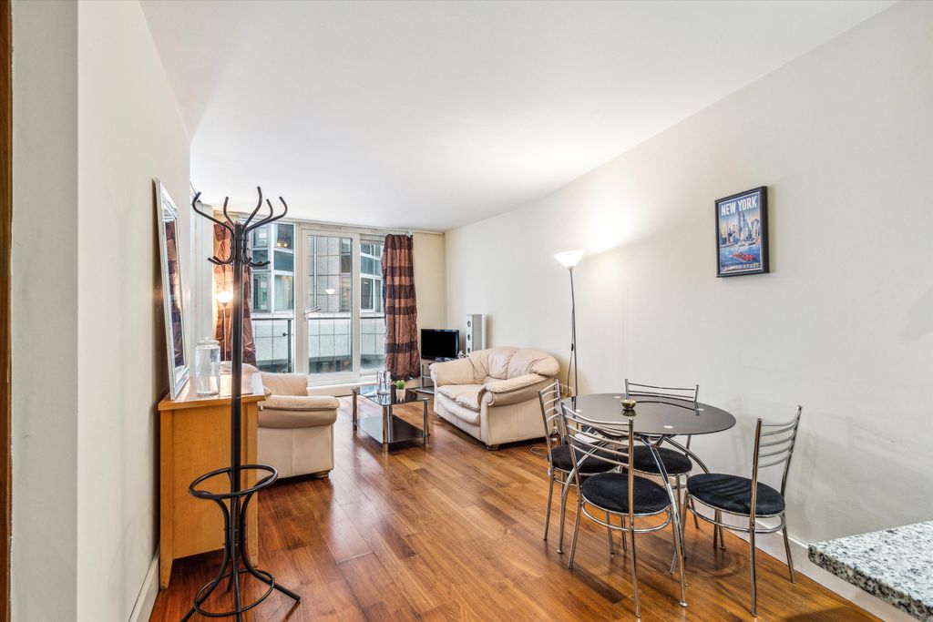 Property photo 1 of 16 Image