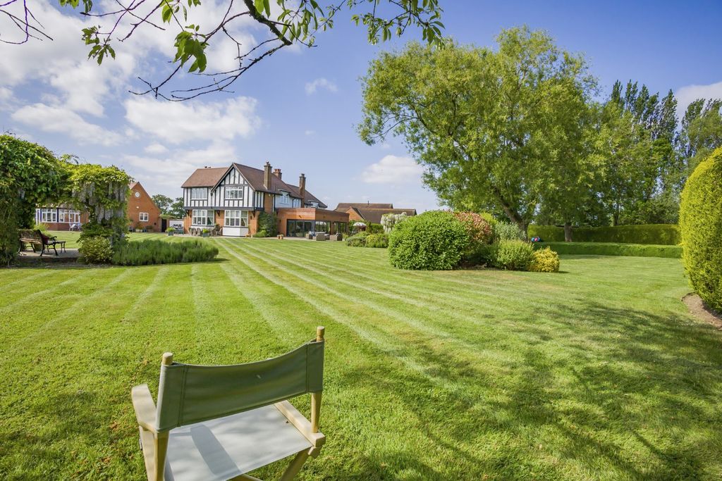 Property photo 1 of 41 Picture No. 41