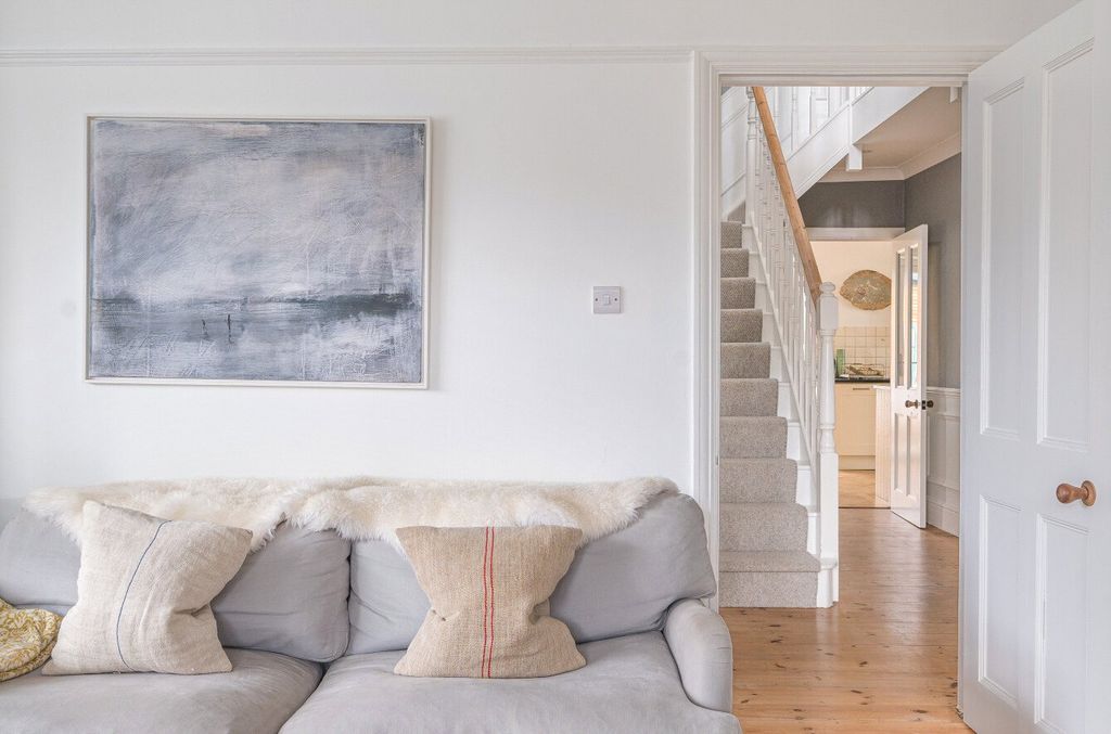 Property photo 3 of 4 Drawing Room