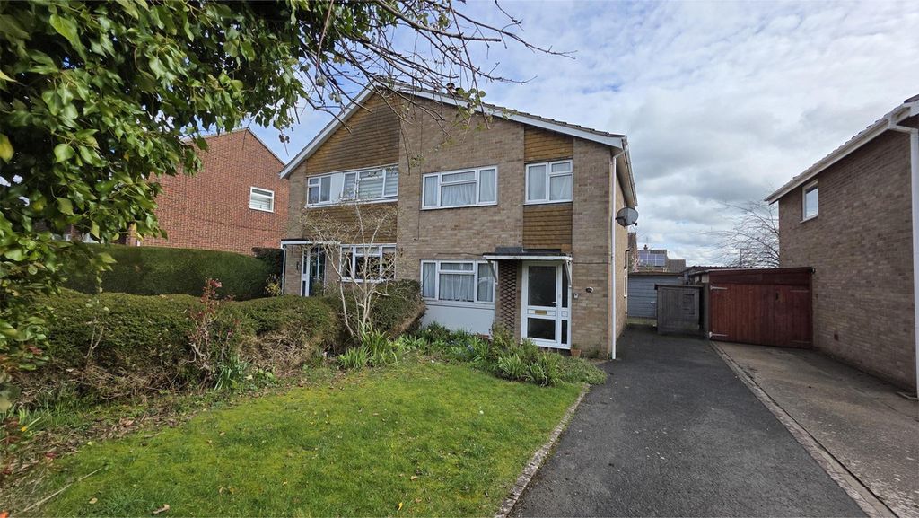 Property photo 1 of 19