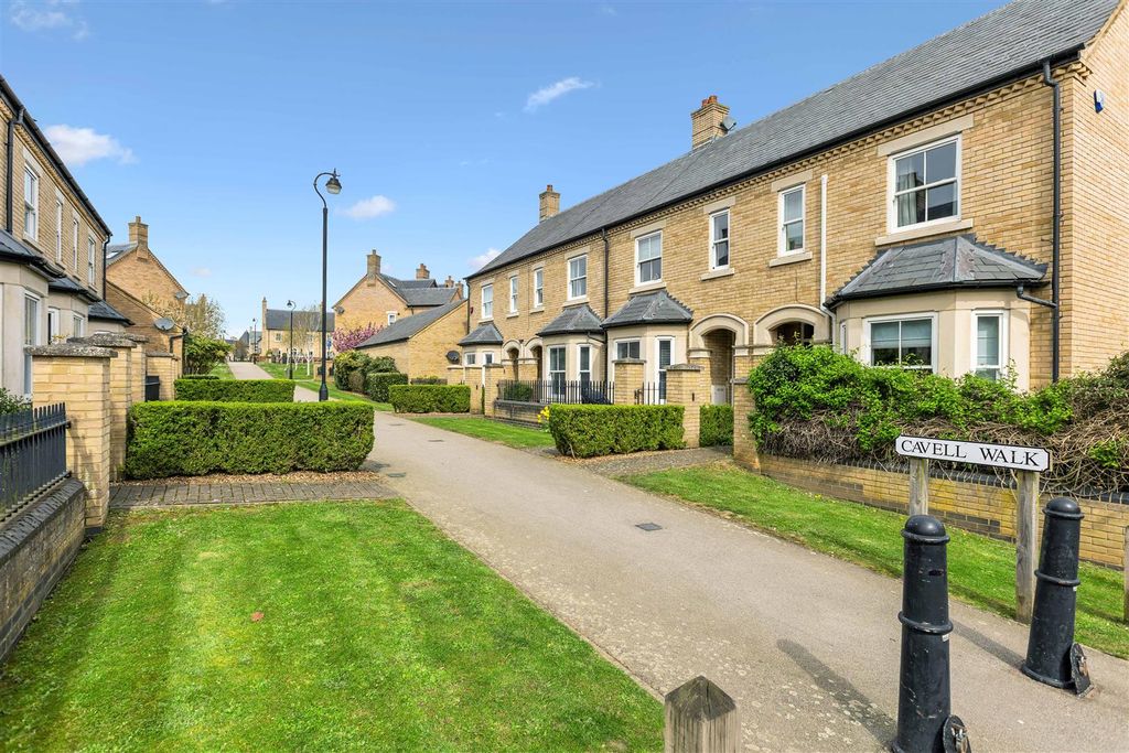 Property photo 2 of 15 Front View