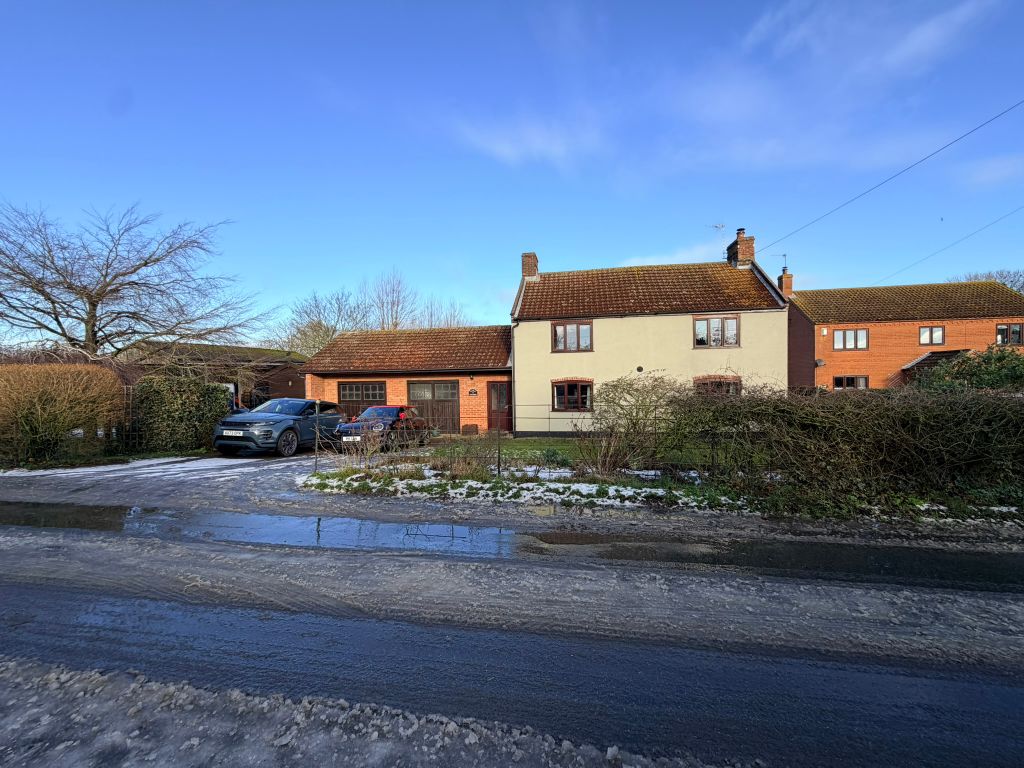 Property photo 1 of 32 Img_4383