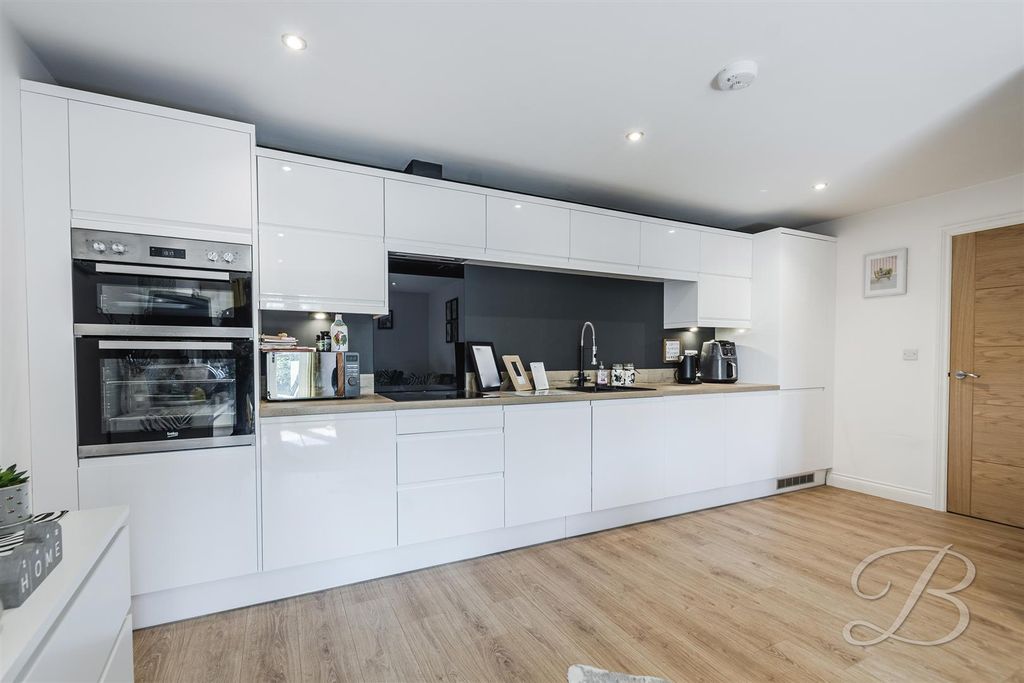 Property photo 2 of 15 Ccltd7.Jpg