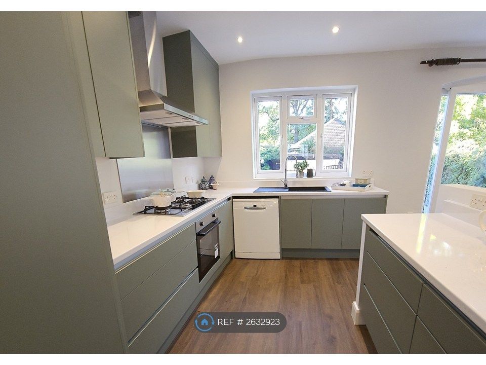 Property photo 2 of 20 Kitchen / Diner / Second Reception