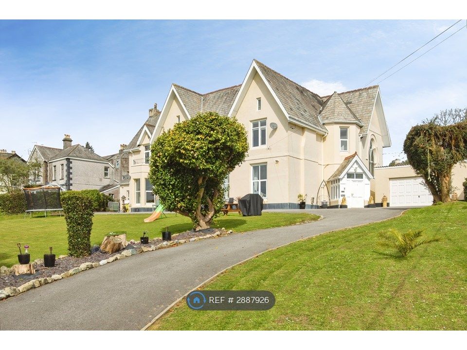 Property photo 1 of 21