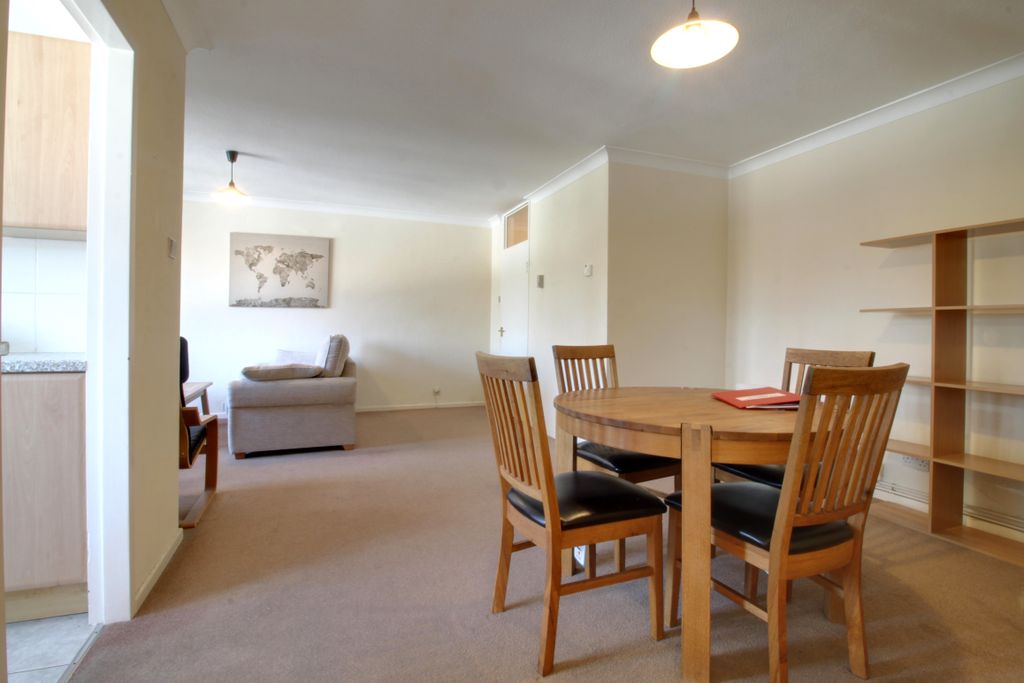 Property photo 2 of 14 Img_3680-Img_3682