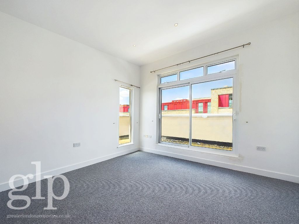 Property photo 2 of 23 2908313