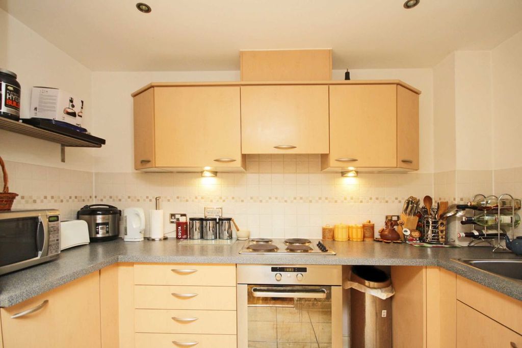 Property photo 3 of 4