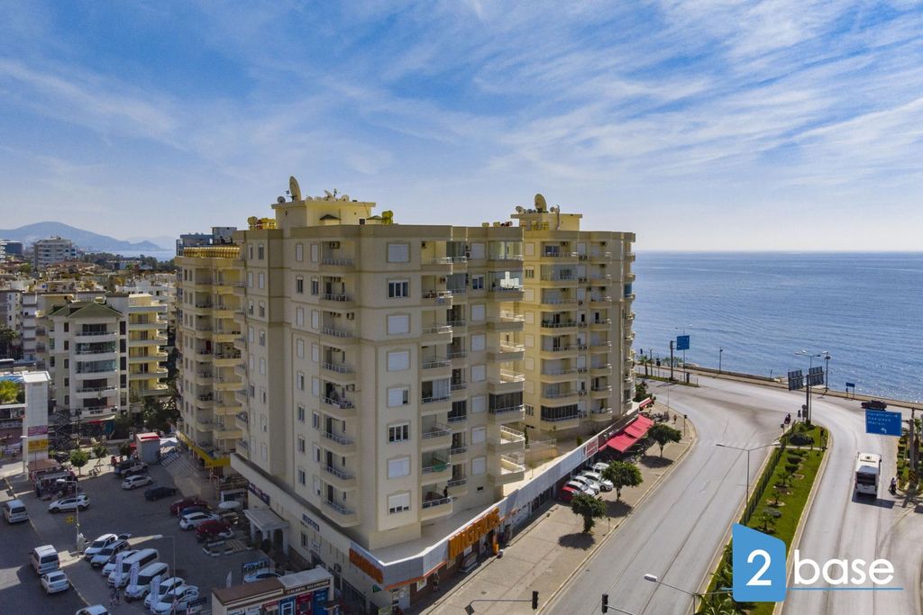 Property photo 1 of 28