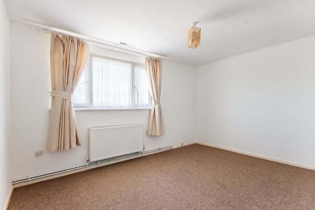 Additional image 8 of 3 bed terraced house for saleBrambledown, Hartley, Longfield DA3
