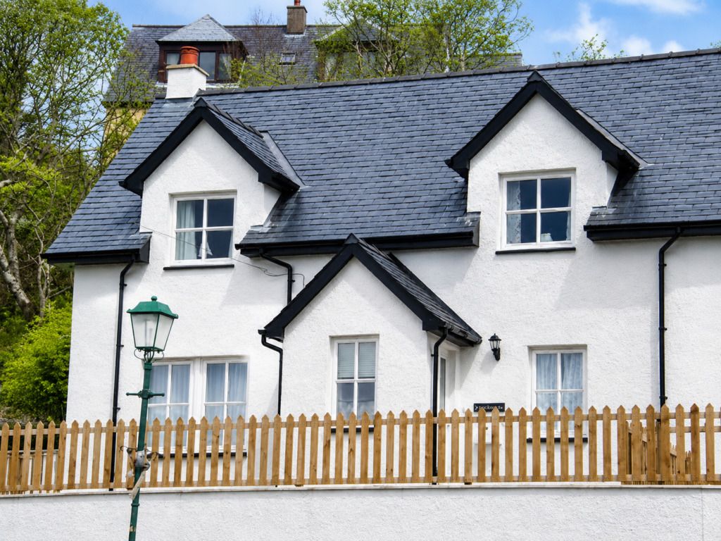 Property photo 2 of 36