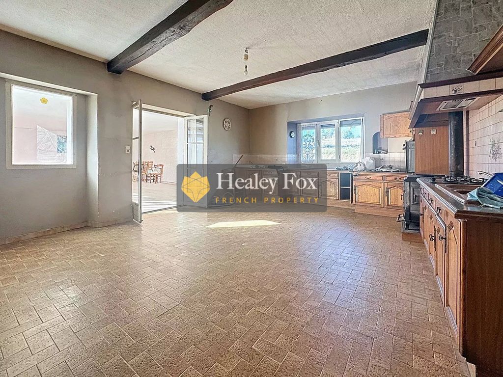 Property photo 2 of 31