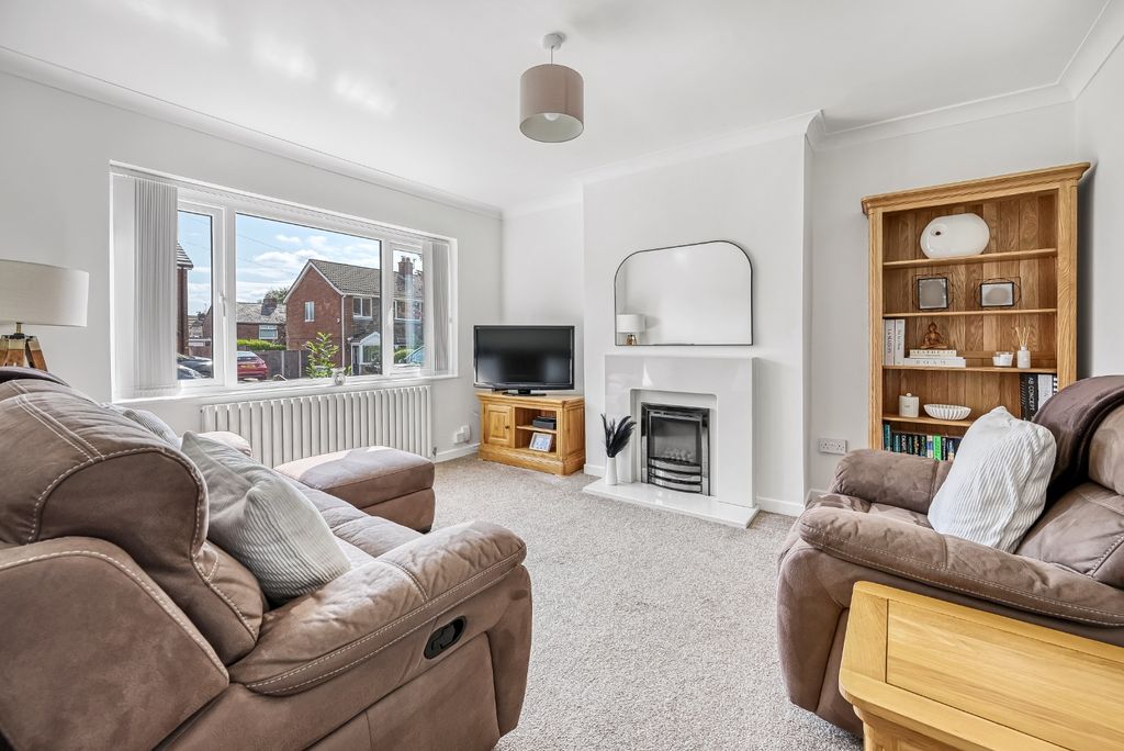 Property photo 2 of 43 5324434