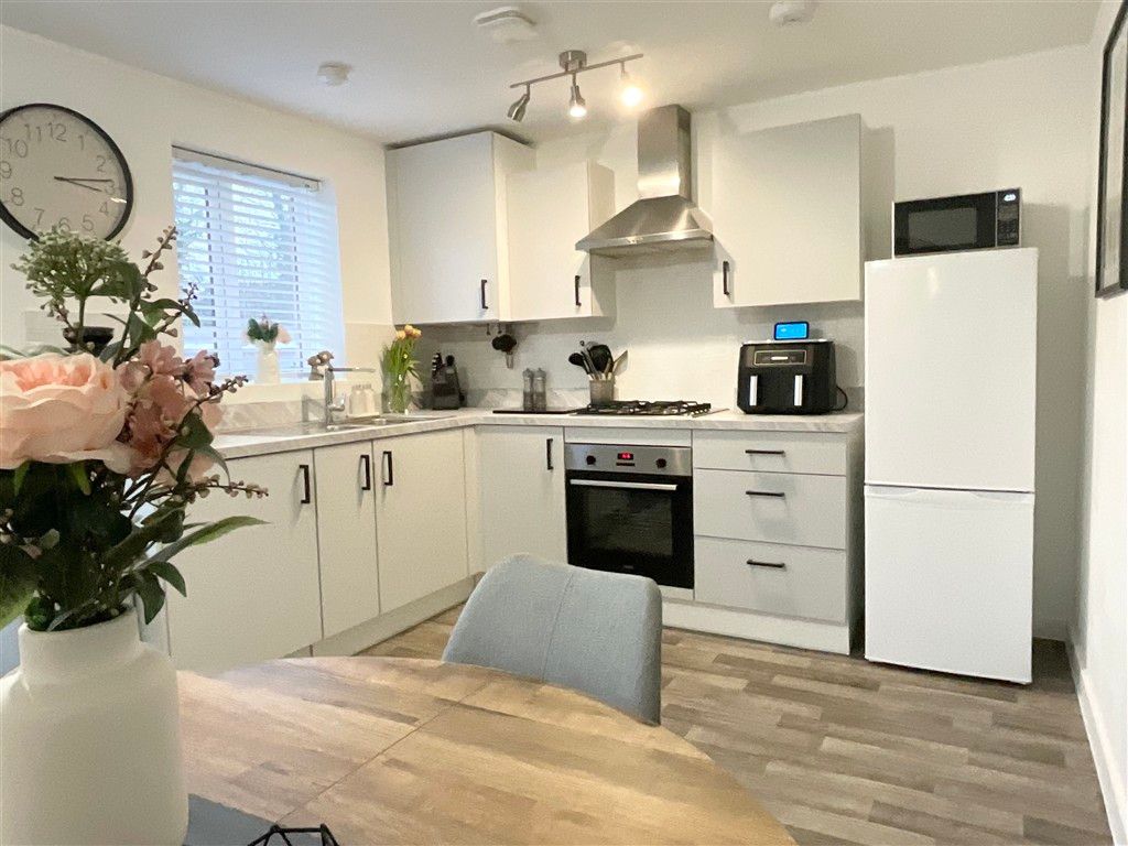 Property photo 3 of 16 Kitchen / Dining