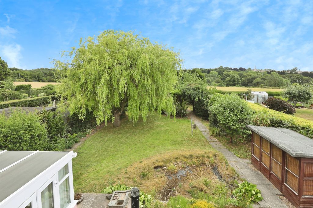 Property photo 2 of 22