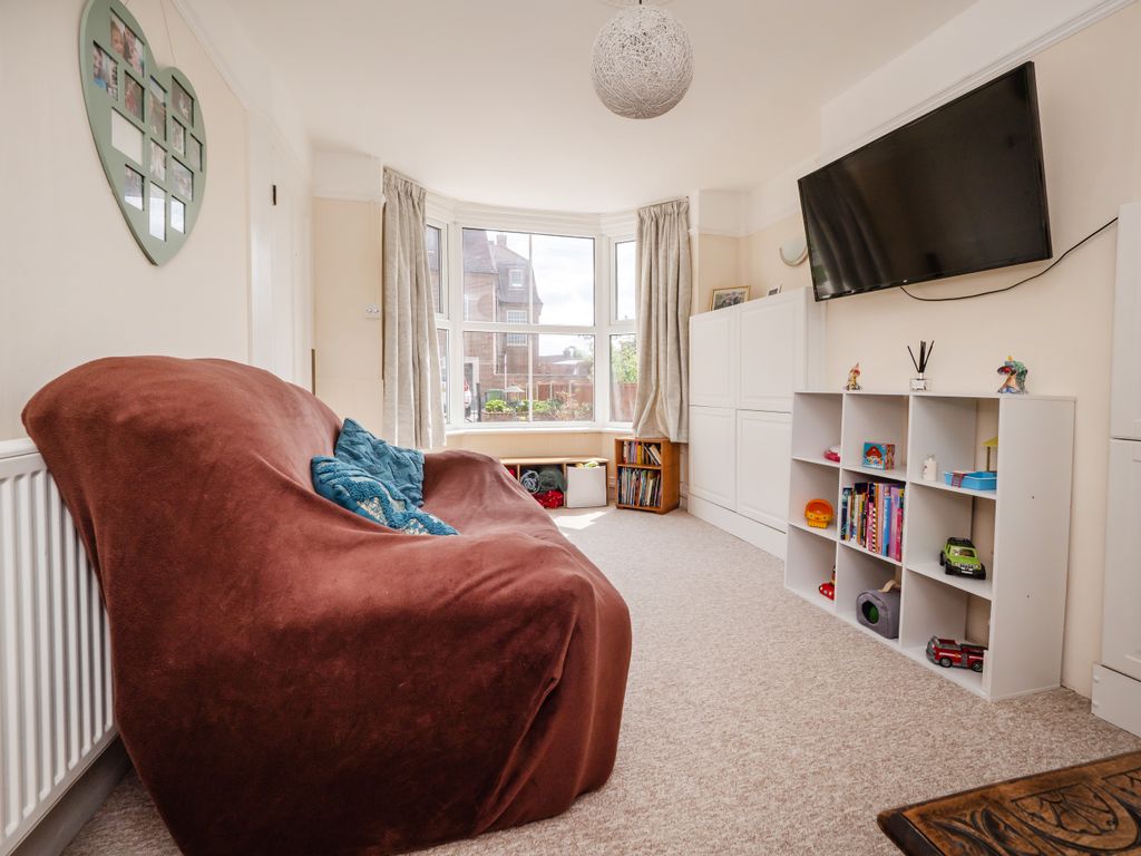 Property photo 2 of 18 13Queensrd-55