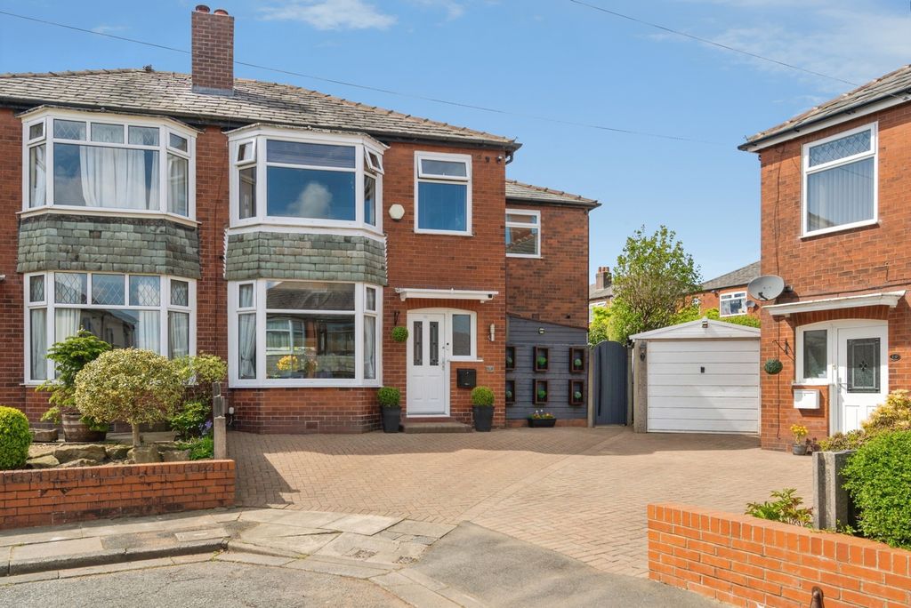 Property photo 1 of 41 Pbox-Img.Jpg