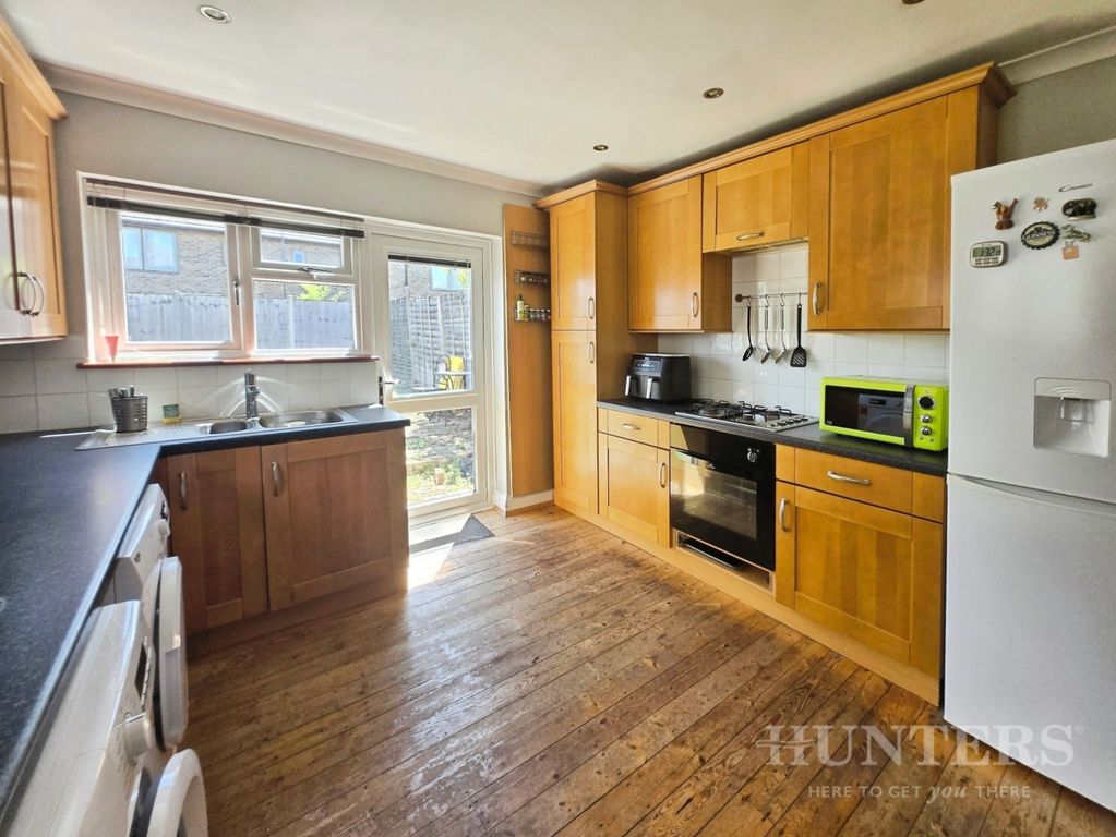 Property photo 2 of 20 Pbox-Img.Jpg