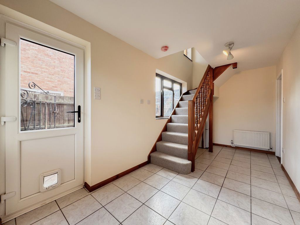 Property photo 3 of 21
