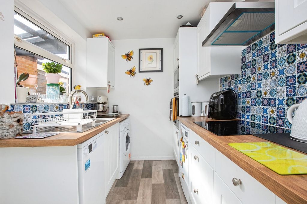 Property photo 2 of 14 Pbox-Img.Jpg
