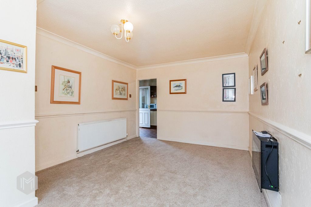 Property photo 3 of 15 Picture No. 04