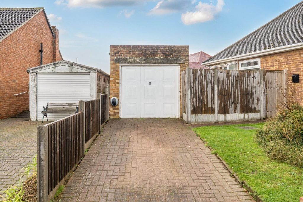 Property photo 2 of 20 1369832-2-68F61d843B17F.Jpg