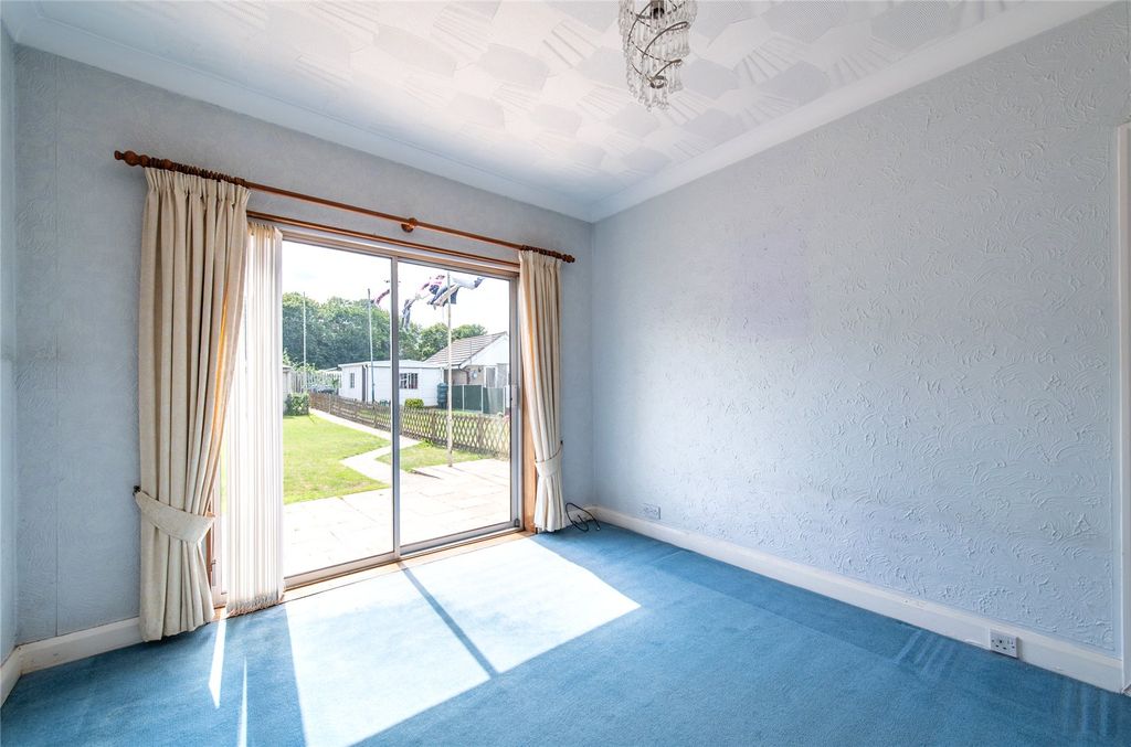 Property photo 3 of 26 Picture No. 28