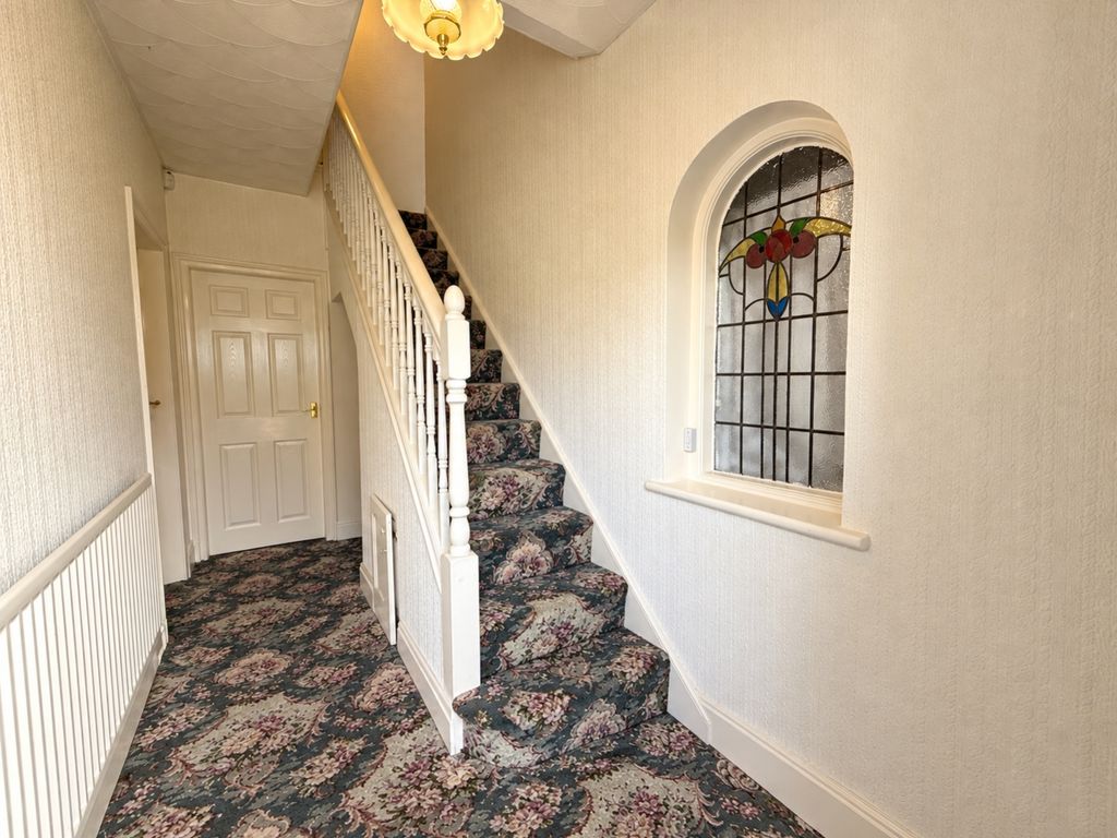 Property photo 2 of 15 Fa612200-365D-45A0-933D-C813A94C03D1