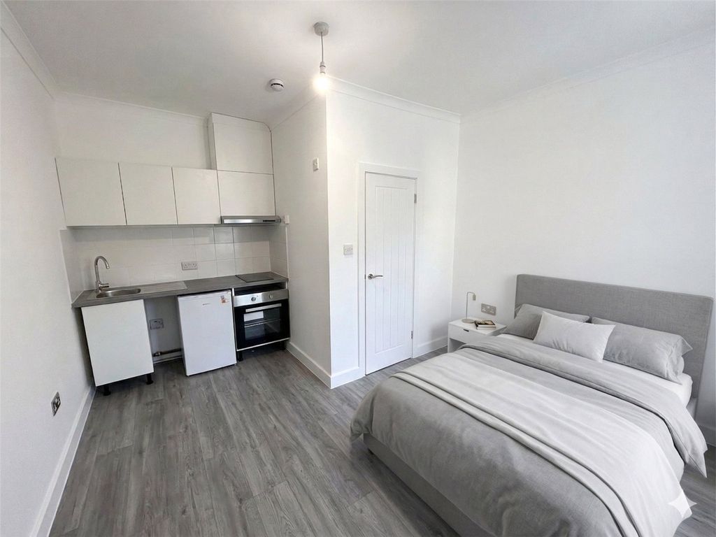 Property photo 2 of 7 Picture No. 03