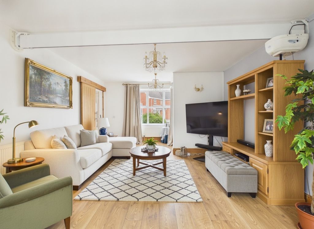 Property photo 1 of 18 4261722