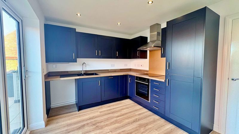 Property photo 3 of 13 Photo 5