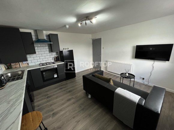 Property photo 3 of 12 9608688.Jpg