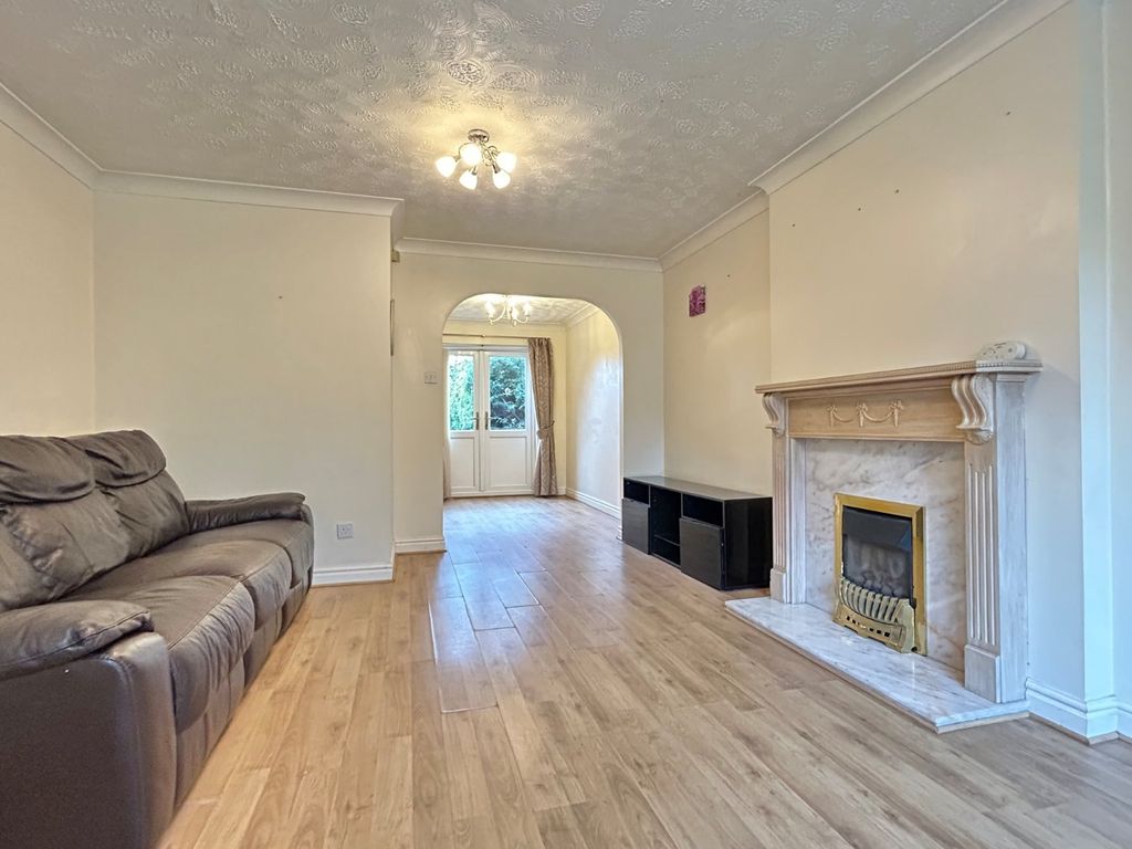 Property photo 2 of 16 Picture No. 20