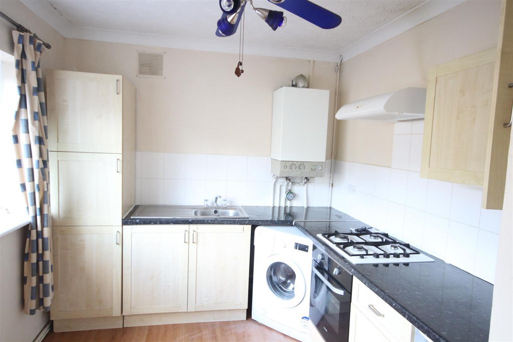 Property photo 1 of 4