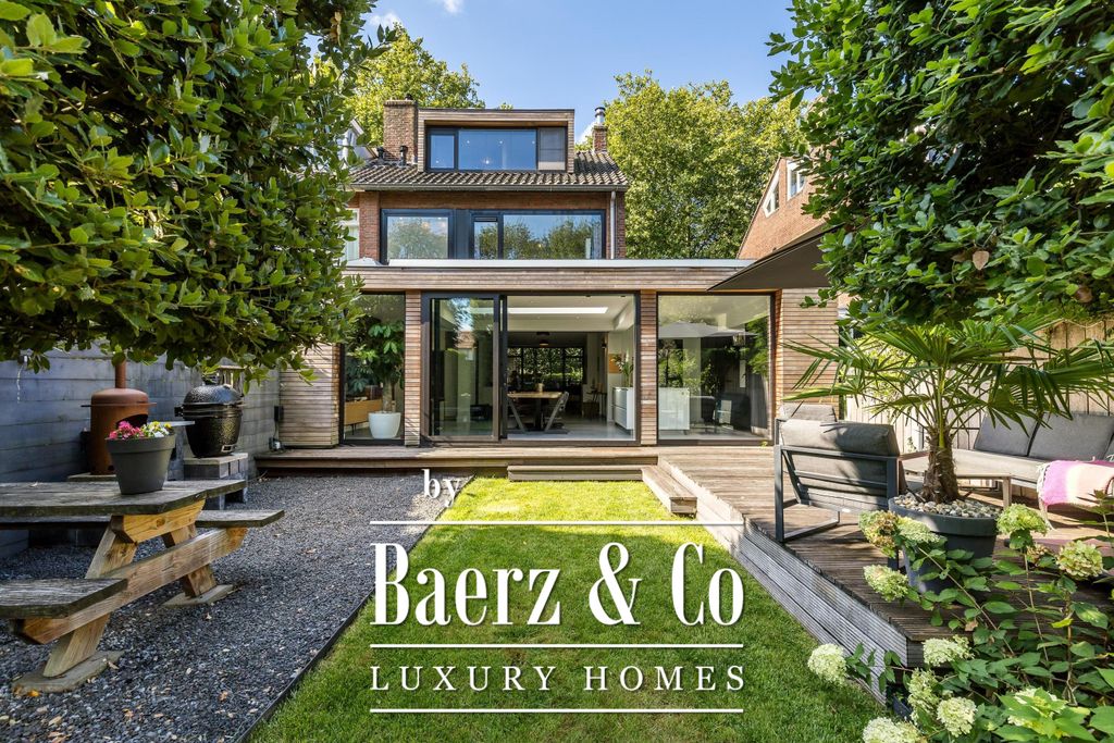 Property photo 1 of 54