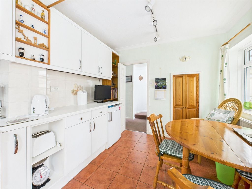 Property photo 3 of 19 Picture No. 09