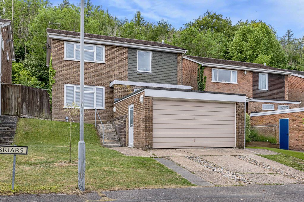 Property photo 1 of 23