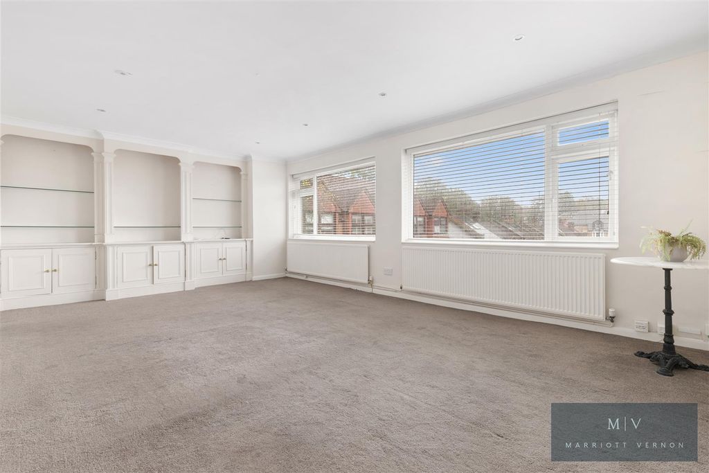 Property photo 3 of 11 Temple Road 53B MV-6.Jpg