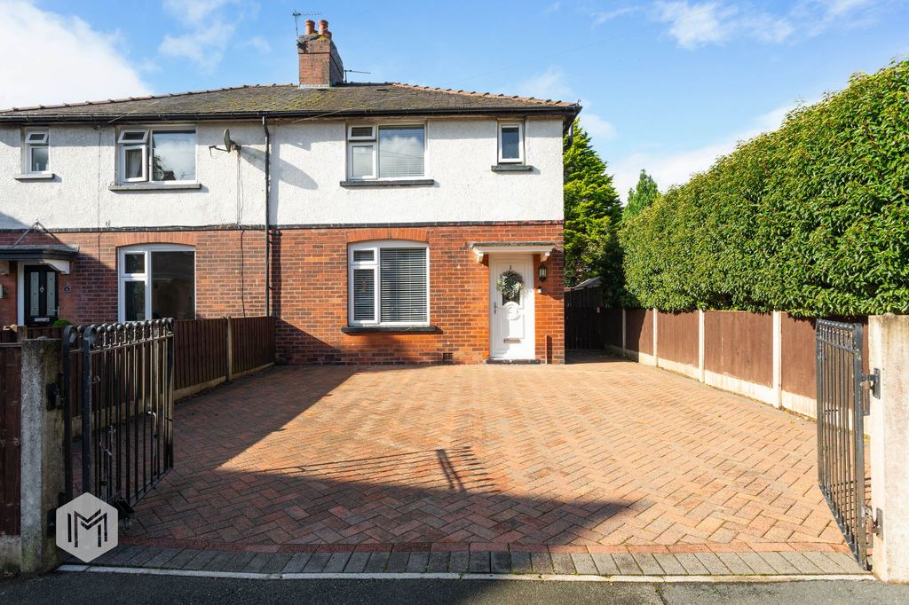 Property photo 1 of 25
