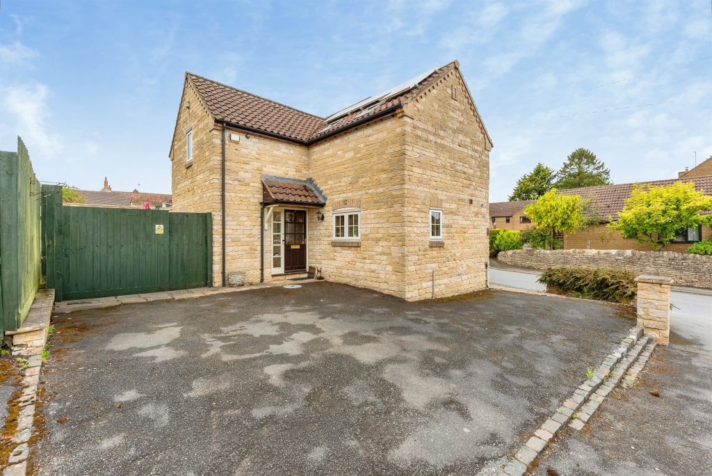 Property photo 1 of 20