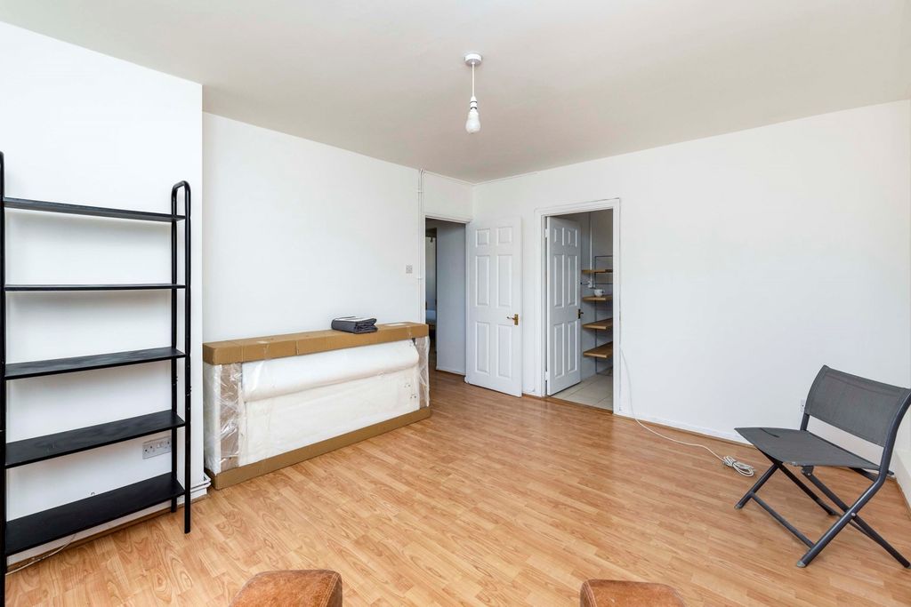 Property photo 2 of 15 5d3E934E-6A44-F11...