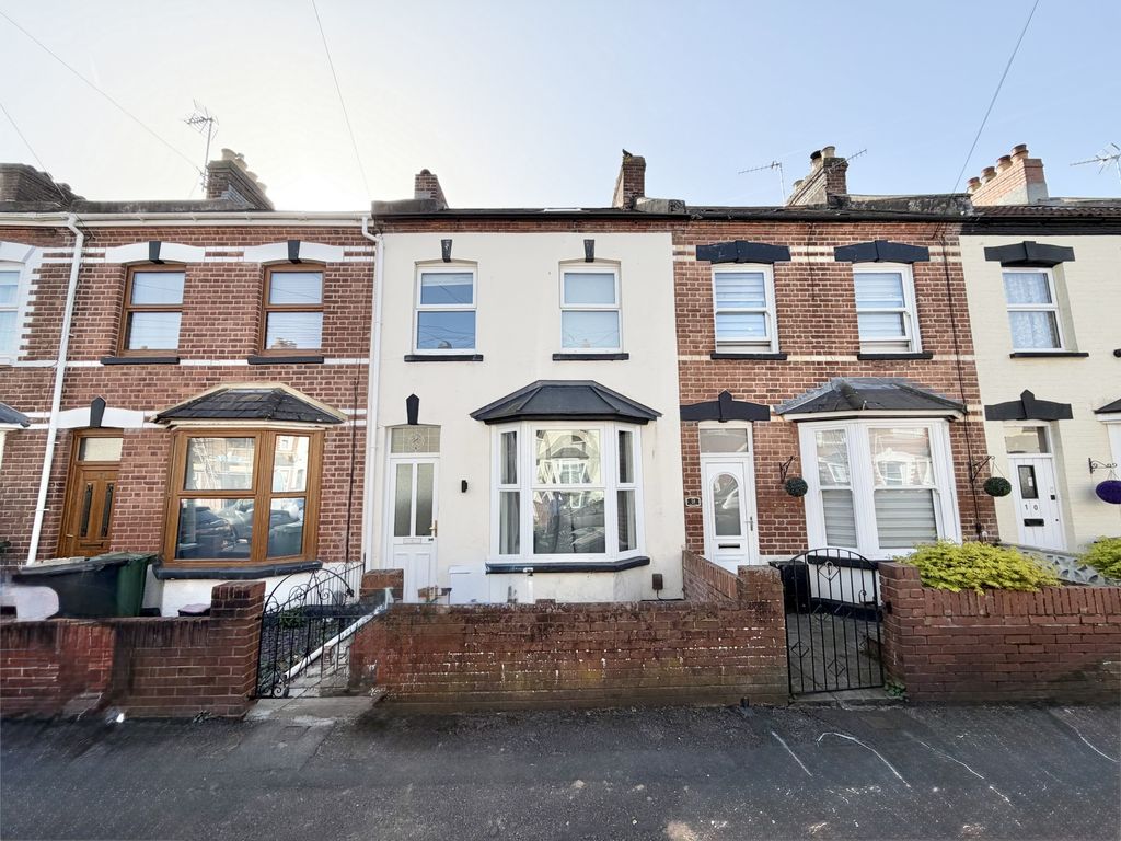 Property photo 1 of 19 Photo 2